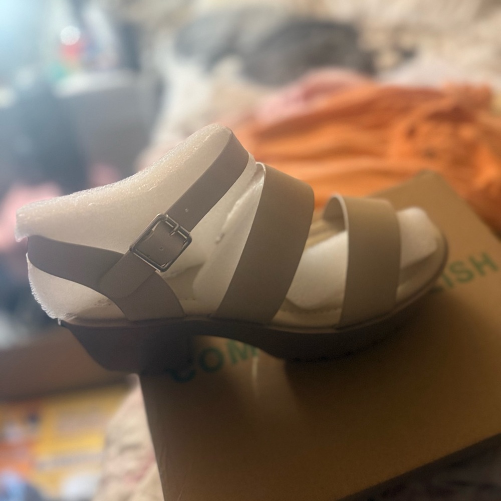 Women’s Neutral Strappy Low Block Heel Sandal
